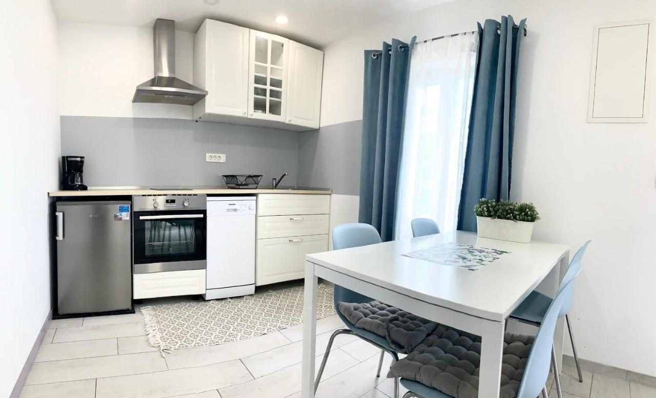Apartment Ana Sea View Makarska Bagian luar foto