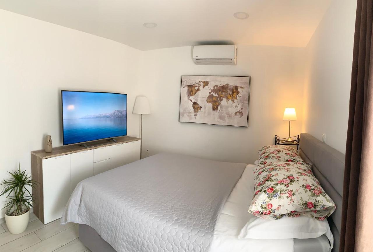 Apartment Ana Sea View Makarska Bagian luar foto